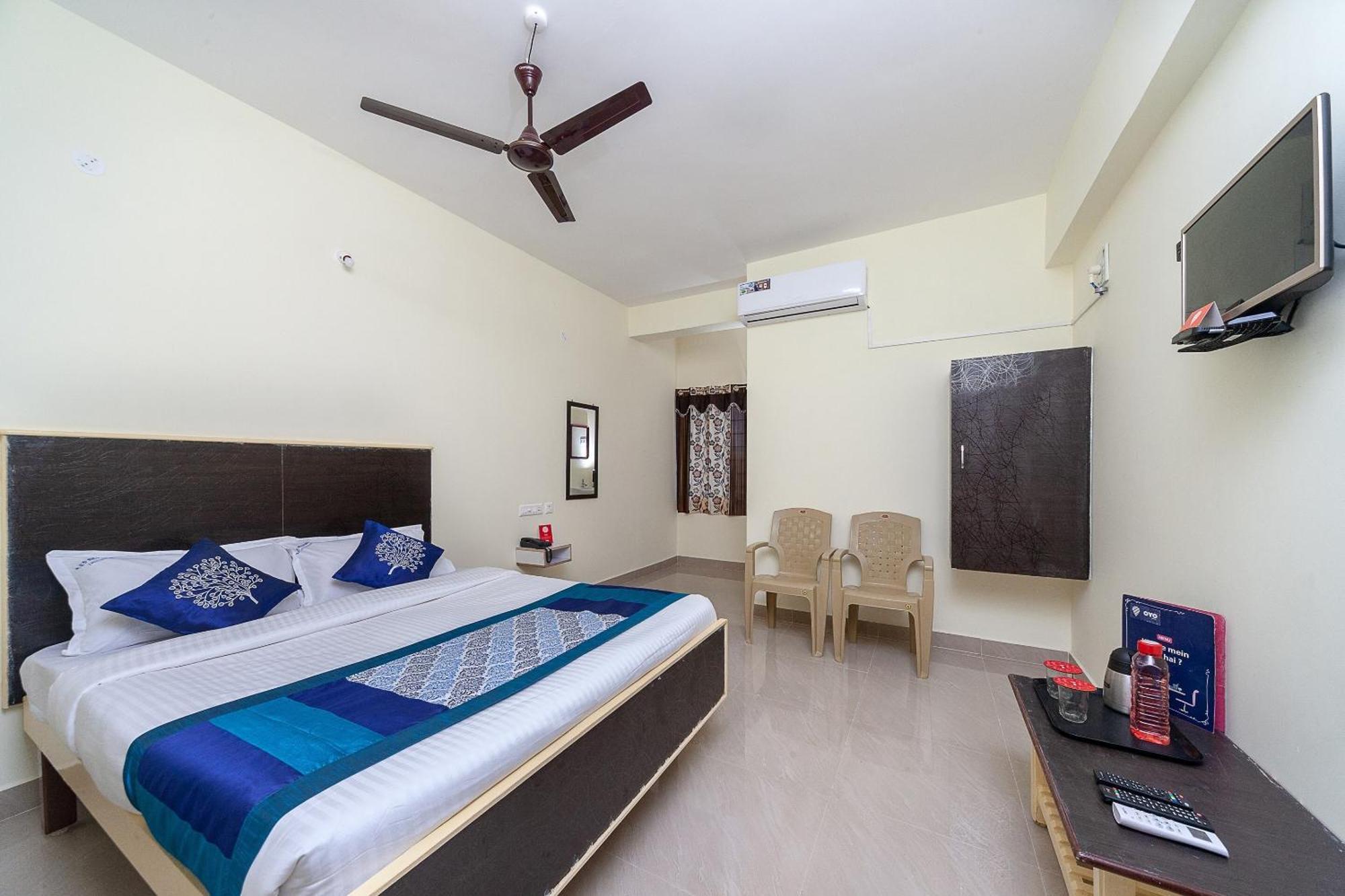 Oyo Hotel Sannidhi Residency Tirupati Exterior photo